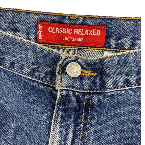 Levi’s Woman's 550 Classic Relaxed Blue Jeans Tapered Leg - Picture 13 of 16